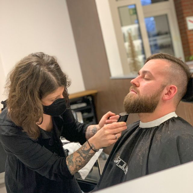 Friseur Team VK Veronika Sprangel in Tostedt Leistungen Teaser 02